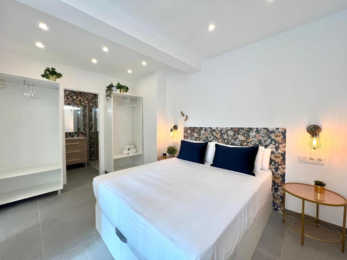 Malagueta Beach III & Terrace By Ele Apartments مالقة المظهر الخارجي الصورة